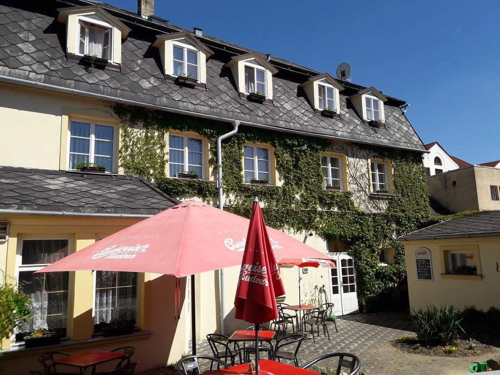 Hotel Alster Jevíčko エクステリア 写真